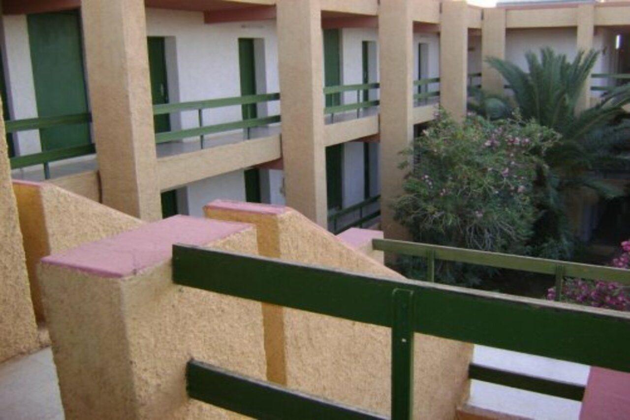 Hotel Antar Бешар Екстериор снимка