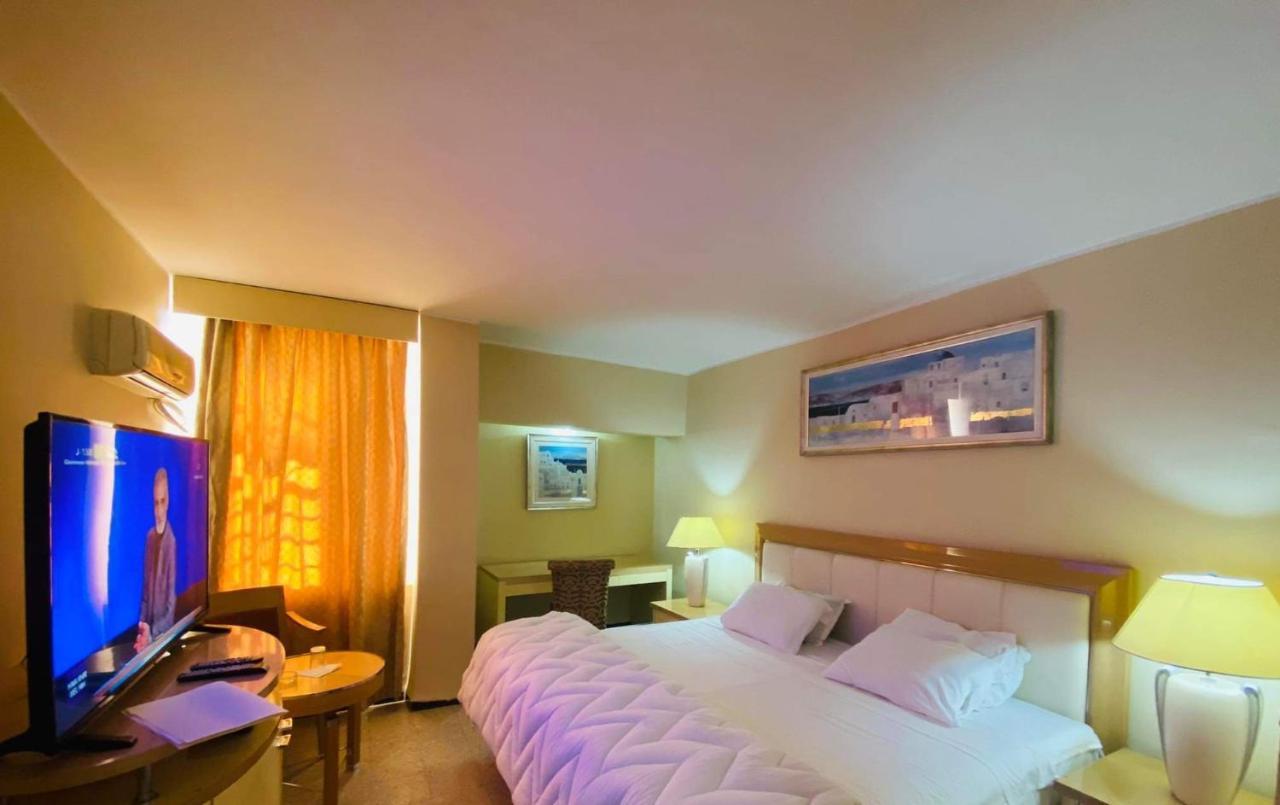 Hotel Antar Бешар Екстериор снимка