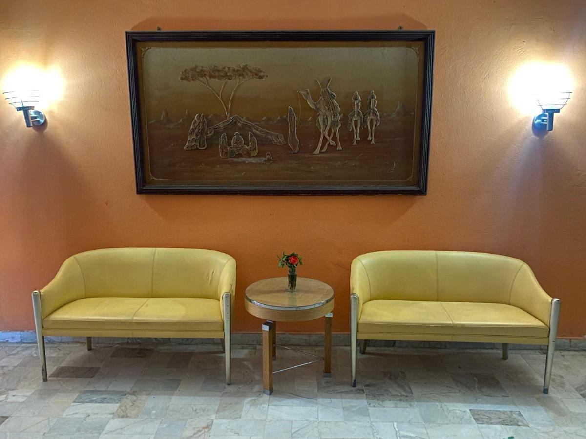 Hotel Antar Бешар Екстериор снимка